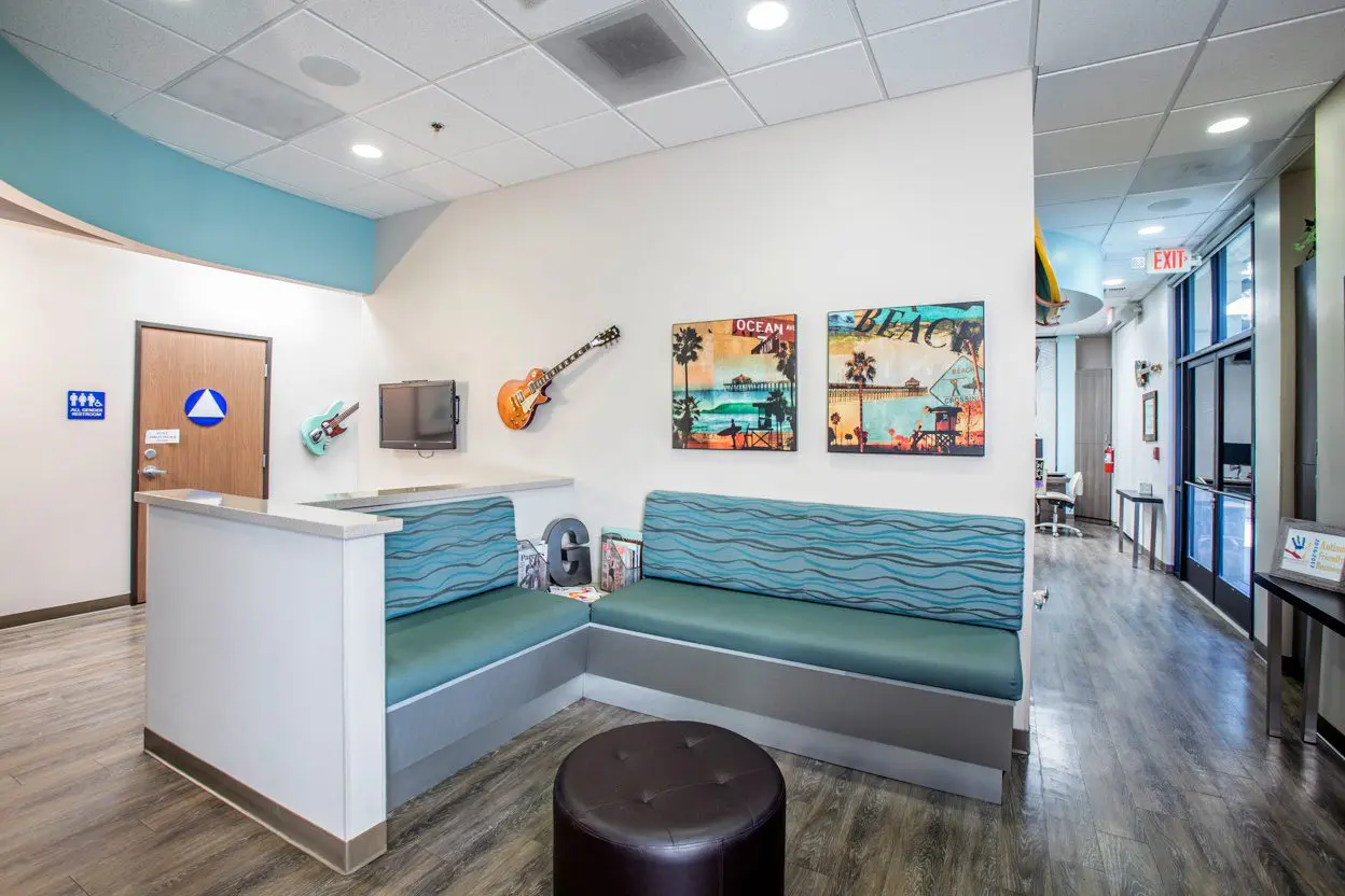 Gianquinto Orthodontic Arts office lead by Dr. G Orthodontic Expert in Bakersfield, Tehachapi and Mammoth Lakes, CA.